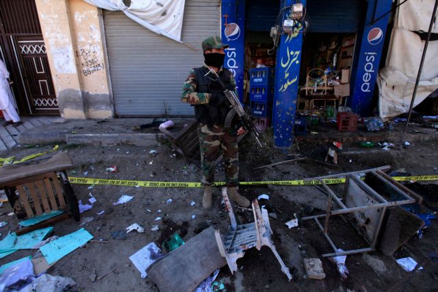 Πακιστάν: Οκτώ νεκροί από έκρηξη βόμβας στη Λαχόρη
