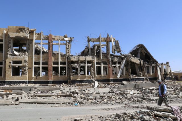 Υεμένη: Οκτώ στρατιώτες νεκροί από επίθεση καμικάζι σε στρατιωτική βάση