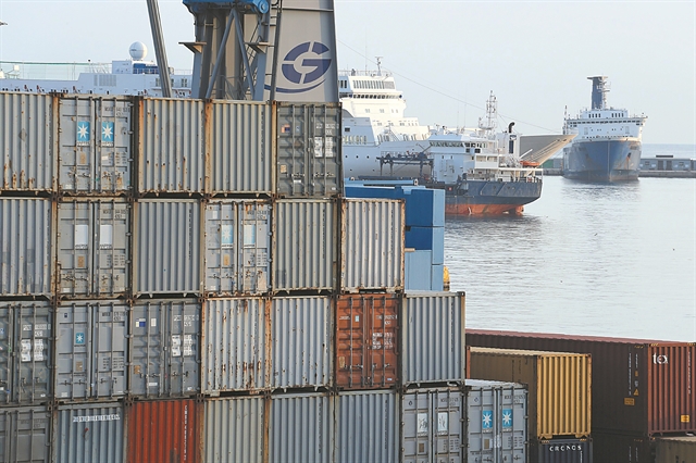 «Κατεβάζουν ταχύτητα» τα ευρωπαϊκά λιμάνια