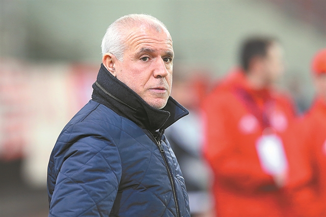 Κάπου υπάρχει ένα λάθος νομίζω…