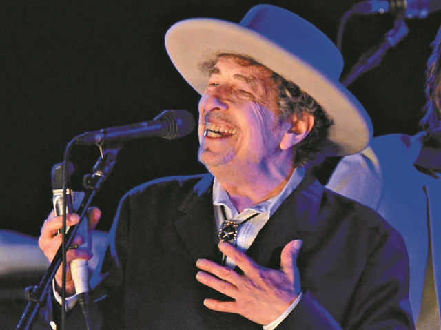 Ο νέος Ντίλαν, ο JFK και η καραντίνα