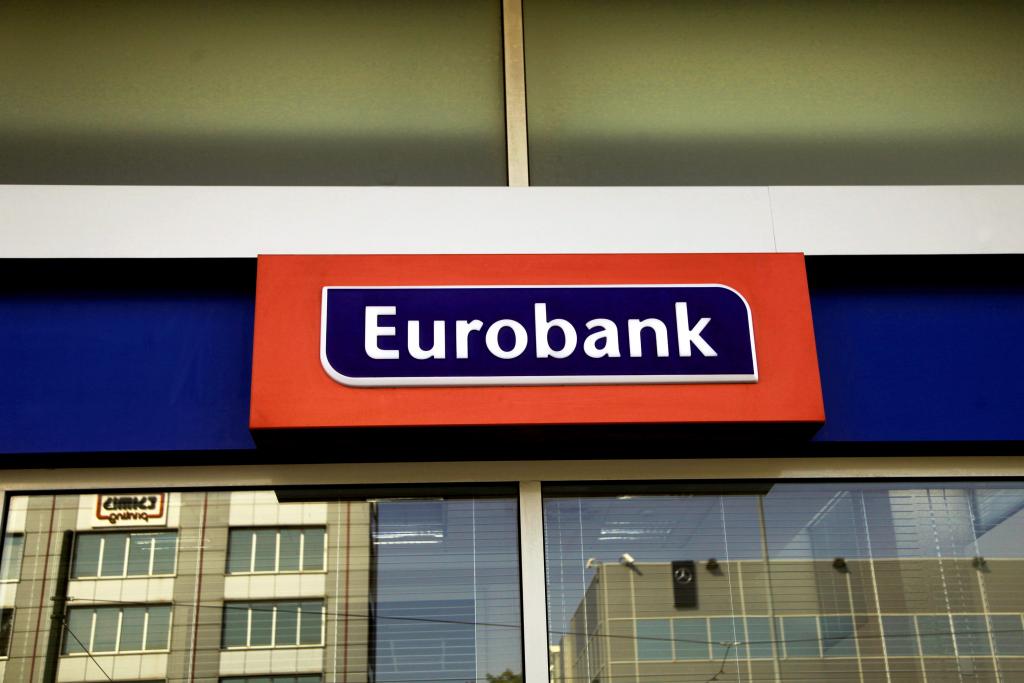Eπιστροφή στην κερδοφορία για την Eurobank