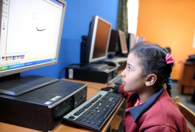 Δωρεά πληροφοριακού εξοπλισμού σε έξι σχολεία