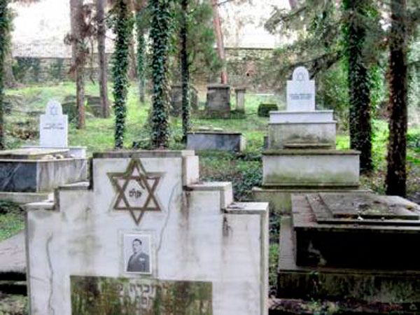 Και τρίτο εβραϊκό νεκροταφείο στο στόχαστρο βανδάλων, αυτή τη φορά στη Νέα Υόρκη