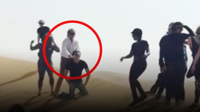 Συγγνώμη από τον Ροντ Στιούαρτ για το βίντεο με την… εκτέλεση στην έρημο