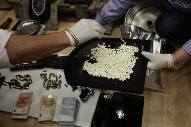 Πυραμίδες ναρκωτικών στις πιάτσες της Αθήνας | tanea.gr Πυραμίδες ναρκωτικών στις πιάτσες της Αθήνας | tanea.gr