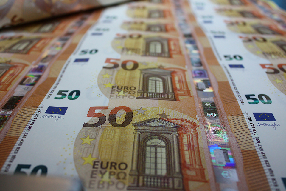 50 ευρώ: Νέο χαρτονόμισμα – περισσότερη ασφάλεια