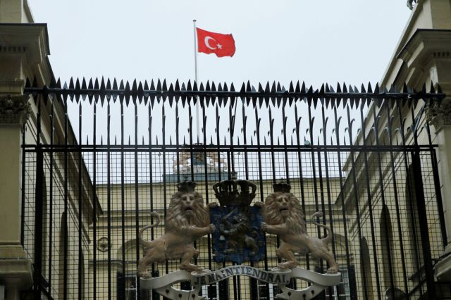 Αναθεώρηση της συμφωνίας για το μεταναστευτικό θέλει η Τουρκία