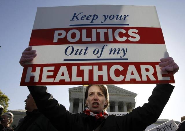 Εκθεση: Εκατομμύρια ανασφάλιστοι από την κατάργηση του Obamacare