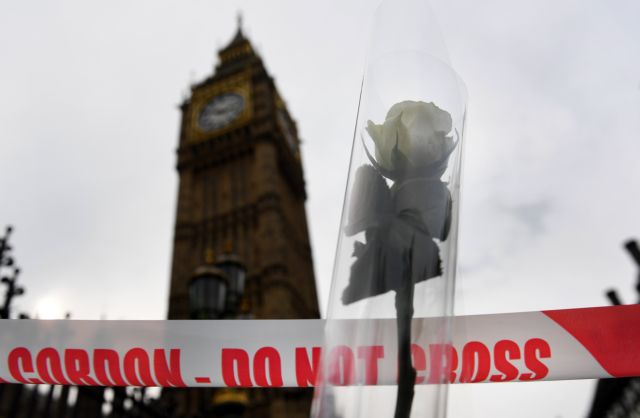Είχε βαρύ ποινικό μητρώο ο 52χρονος δράστης της επίθεσης στο Λονδίνο