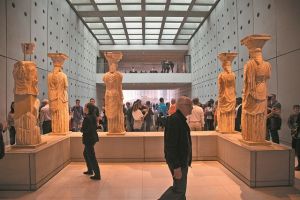 Στο Μουσείο της Ακρόπολης ο ινδός κροίσος Λακσμί Μιτάλ