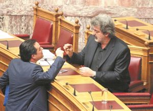 Σαν χρυσαυγίτικος γρυλισμός