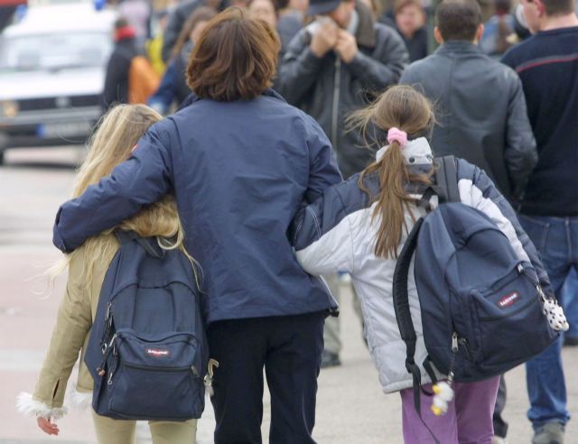 Σχολική τσάντα: Με οσφυαλγία ένα στα τρία παιδιά του δημοτικού