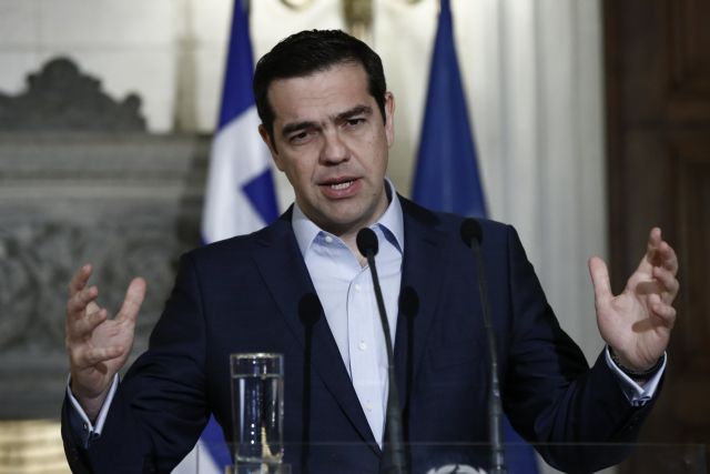 Τσίπρας σε ΕΕ και ΔΝΤ: Μην καθυστερείτε την επιστροφή της Ελλάδας στην ανάπτυξη