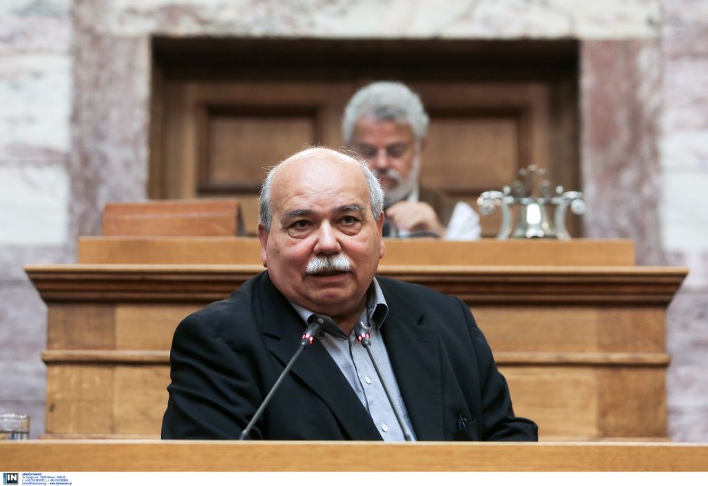 Βούτσης: «Η εμπιστοσύνη των Ελλήνων απέναντι στην ΕΕ έχει επιδεινωθεί»