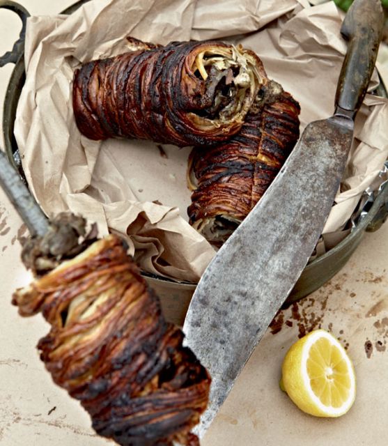 Θα «φάει» το Brexit το κοκορέτσι;