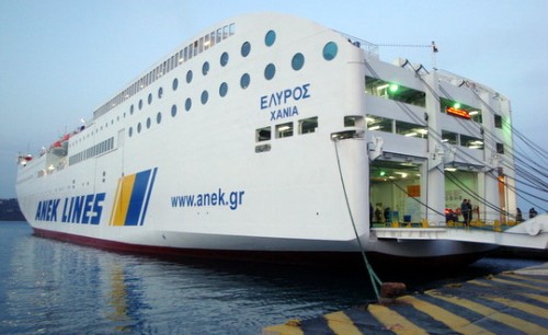 Nεκρός επιβάτης σε πλοίο της ΑΝΕΚ που έφυγε από την Κρήτη