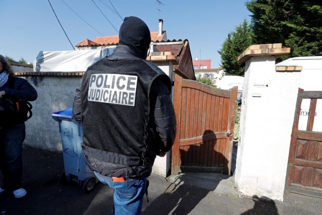 Γάλλος υπήκοος, γνωστός στις αρχές, ο δράστης της επίθεσης στο Παρίσι