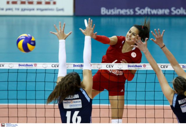 Βόλεϊ γυναικών: Ο Ολυμπιακός άνοιξε το σκορ στη σειρά των τελικών
