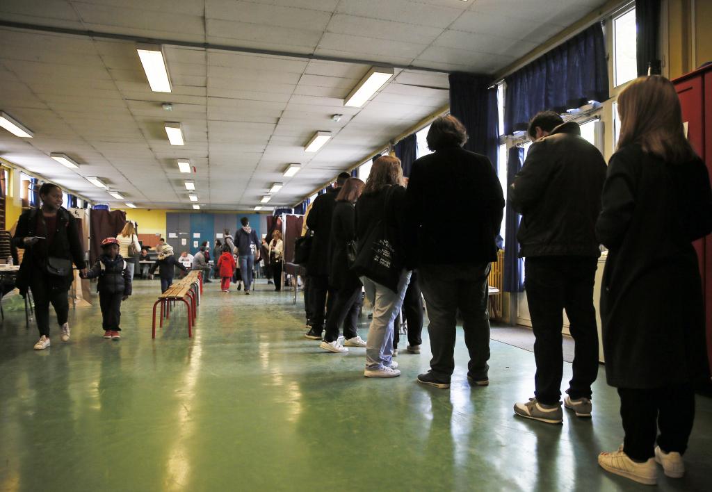 L’ Espresso: «Πρόκειται για τις πιο αβέβαιες γαλλικές προεδρικές εκλογές»