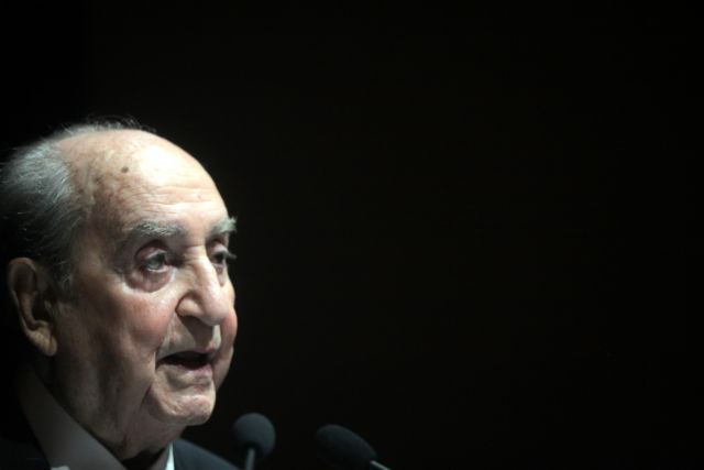 Ο πολιτικός κόσμος αποχαιρετά τον Κωνσταντίνο Μητσοτάκη