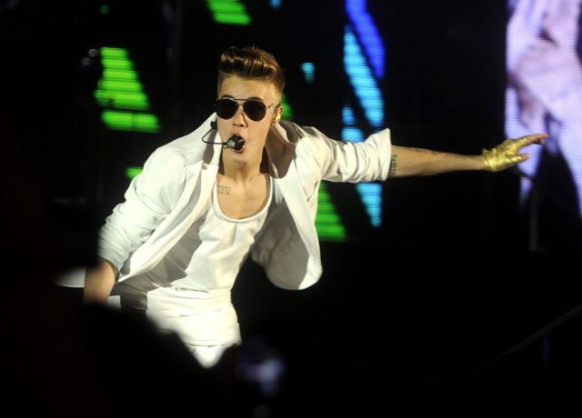 «Μπίμπερ, για το καλό όλων μας μην έρθεις στο Λονδίνο!»