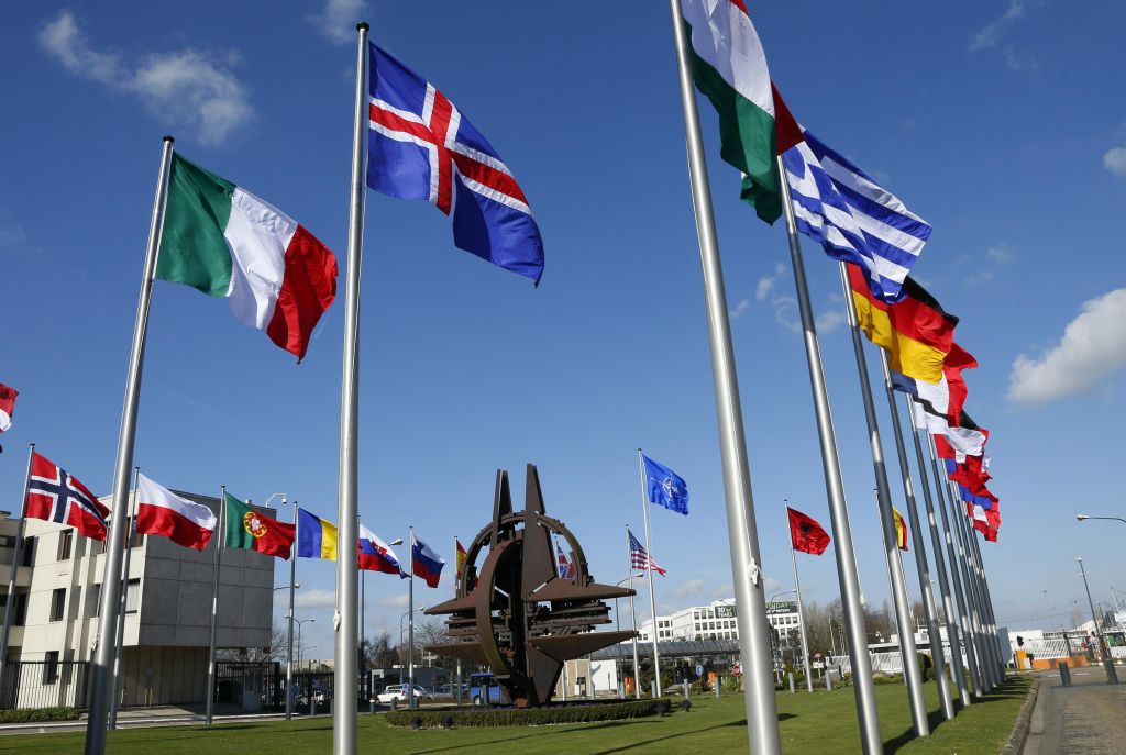 Το ΝΑΤΟ στον διεθνή συνασπισμό εναντίον του ΙΚ