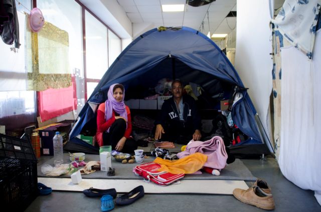 Ετοιμάζουν εκκένωση του Ελληνικού από τους μετανάστες
