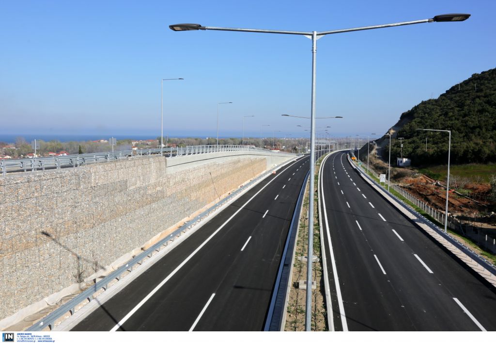 Στα 7 δισ. ευρώ το κόστος των πέντε αυτοκινητοδρόμων