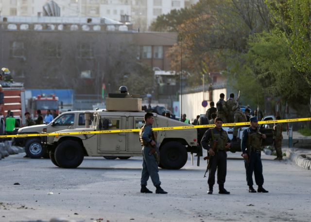 Το Ισλαμικό Κράτος πίσω από την πολύνεκρη επίθεση στην Καμπούλ