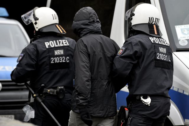 Γερμανία: Συλλήψεις υπόπτων για διασυνδέσεις με το Ισλαμικό Κράτος