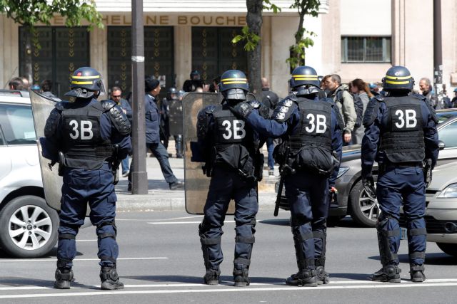 Γαλλία: Σύλληψη υπόπτου κοντά σε στρατιωτική βάση