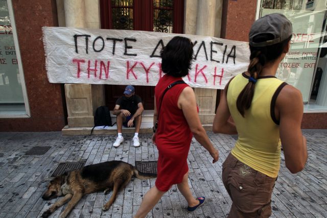 Καταστήματα: Δούρειος ίππος ο τουρισμός για τις Κυριακές