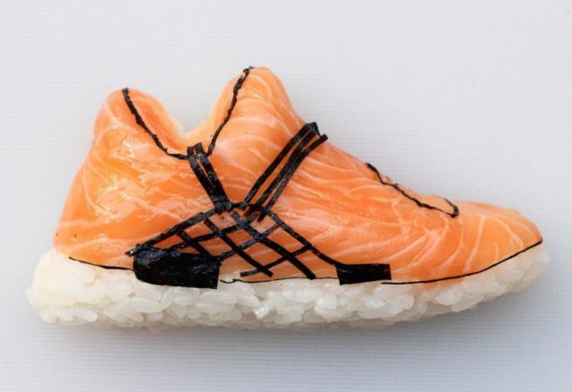 Sushi ή Shoe-shi;
