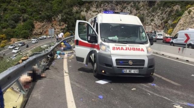 Τουρκία: Στους 23 οι νεκροί από εκτροπή τουριστικού λεωφορείου στη Μαρμαρίδα