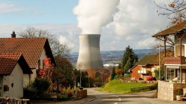 Οι Ελβετοί απέρριψαν με δημοψήφισμα την πυρηνική ενέργεια