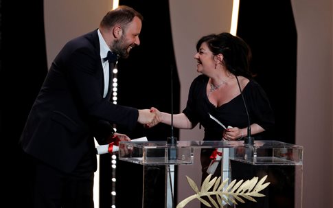 Χρυσός Φοίνικας στο The Square, βραβείο Σεναρίου σε Λάνθιμο – Φιλίππου