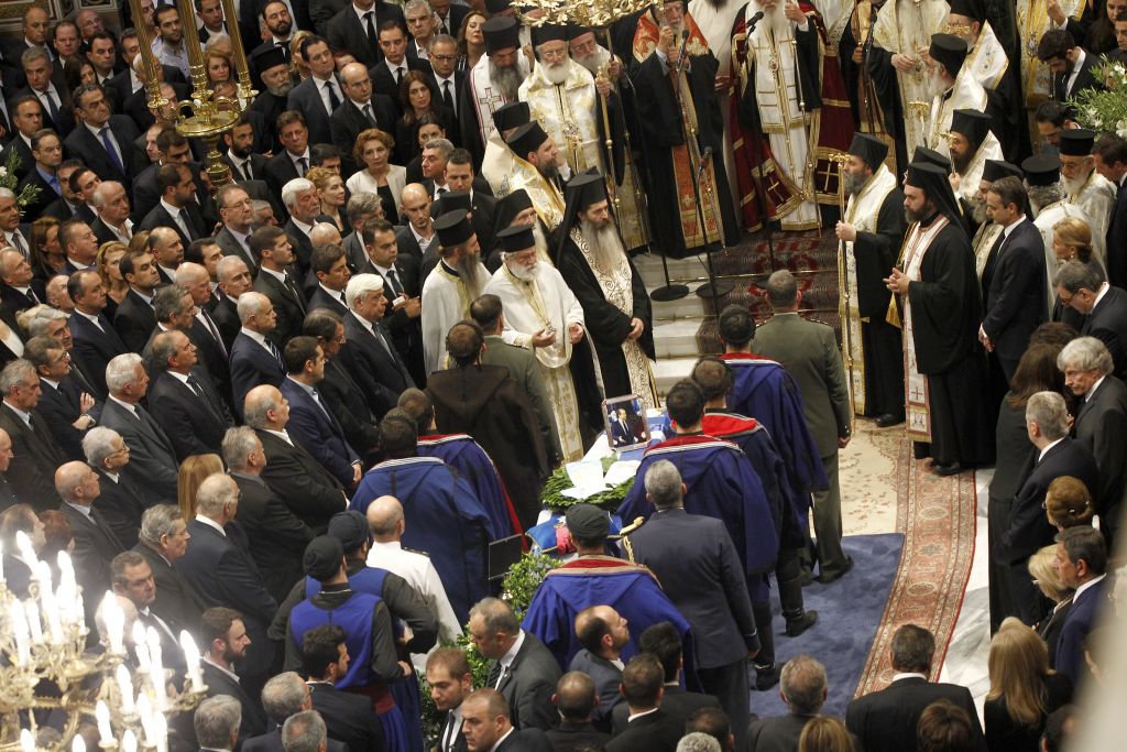 Το τελευταίο «αντίο» στον Κωνσταντίνο Μητσοτάκη