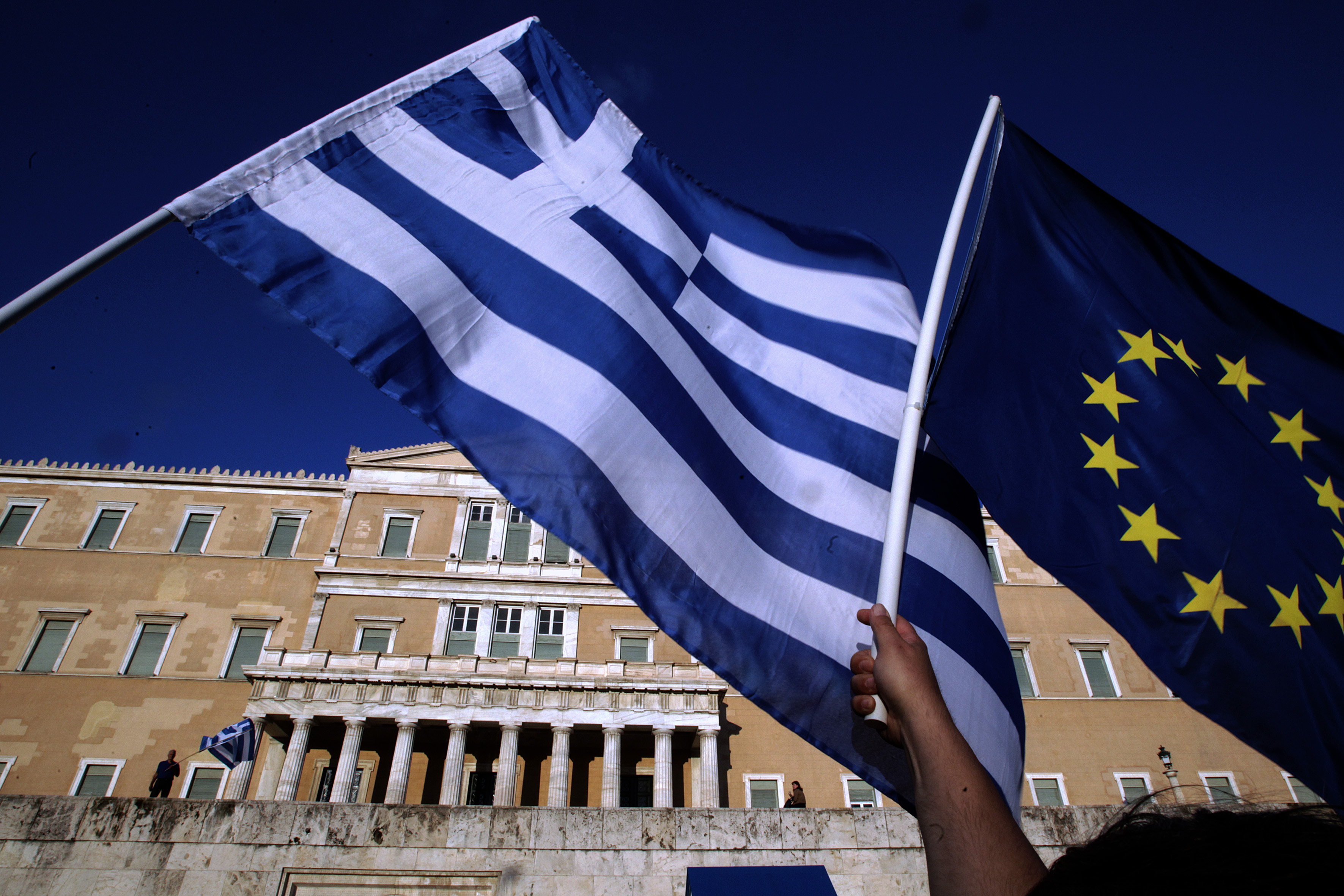 Долгов греции. Греция и ЕС. Греция Евросоюз. Политика Греции. Греция вступление в Евросоюз.