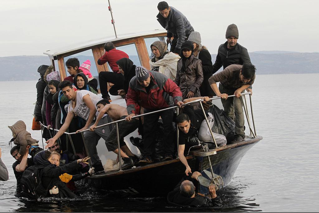Σκάφος με 120 πρόσφυγες εντοπίστηκε τη νύχτα ανοιχτά της Καρπάθου