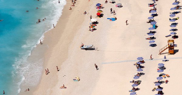 Και ο Economist προβλέπει ρεκόρ αφίξεων στην Ελλάδα