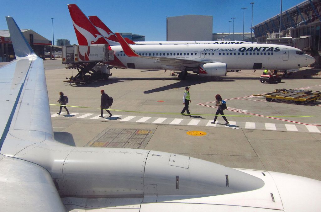 Αυστραλία: «Μπλόκο» στους πολίτες του Κατάρ για επιβίβαση στις πτήσεις της Qantas προς το Ντουμπάι