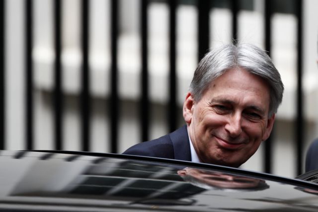 Μαλακό Brexit θα επιδιώξει ο υπουργός Οικονομικών της Βρετανίας