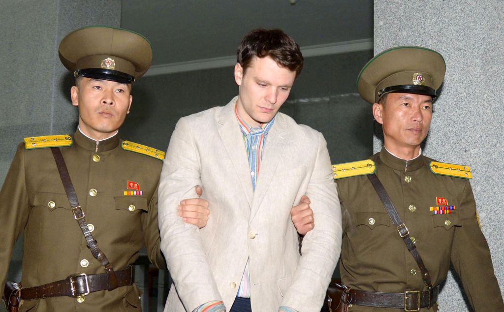 Επαναπατρίστηκε Αμερικανός που κρατούνταν σε κώμα στη Β. Κορέα