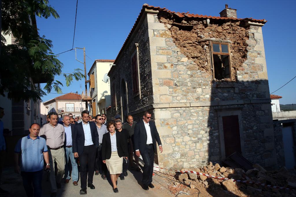Απαλλαγή από τον ΕΝΦΙΑ για όσους έχασαν τα σπίτια τους στη Λέσβο ζητά ο Κ. Μητσοτάκης