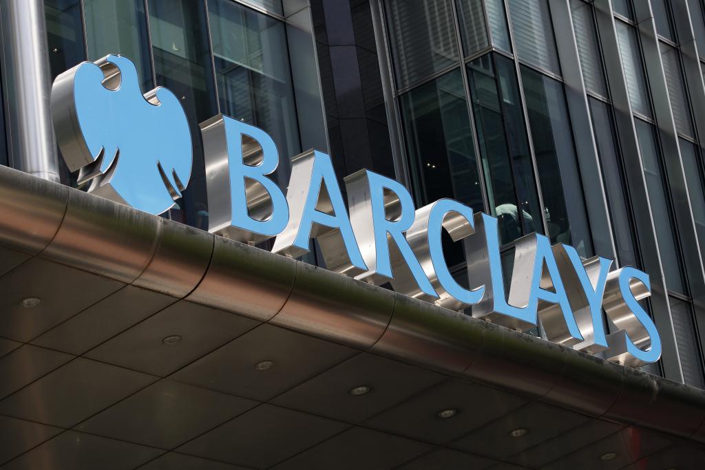 Κατηγορίες εις βάρος της Barclays για μυστικές πληρωμές σε επενδυτές του Κατάρ