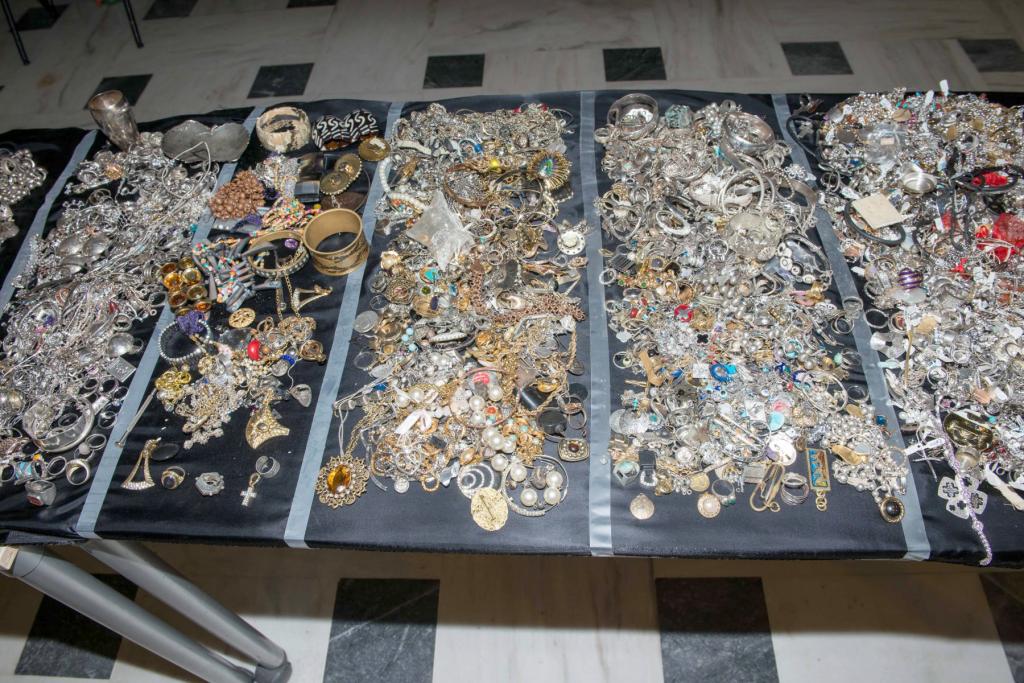 Χρυσάφι και κοσμήματα 50 εκατ. ευρώ από 3.000 κλοπές και ληστείες
