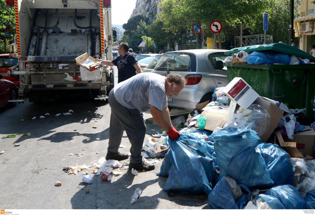Θεσσαλονίκη: Τρεις προσφορές από ιδιώτες για την αποκομιδή των σκουπιδιών