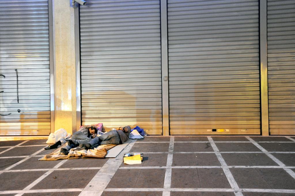 3.789.300 Ελληνες σε κίνδυνο φτώχειας