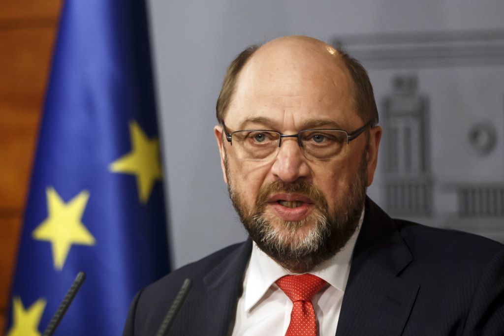 Σουλτς: «Ο Σόιμπλε ευθύνεται για τη φτώχεια στην Ελλάδα»